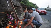 Místo nehody u Obrnic, kde se stala tragická havárie automobilu s dvěma mladými dívkami 