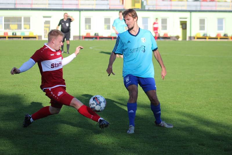 Spořice doma podlehly Junioru Děčín po penaltách 2:3.