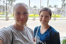 Veronika Dobiášová (vpravo) a Veronika Brožkovcová zahájily své turnajové putování v jihoamerickém Peru.
