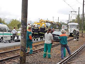 Kvůli nehodě nejezdily tramvaje.