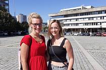 Barbora Tučková a Kateřina Julie Jarischová, které spolupořádají Mostecký SWAP Obzor.