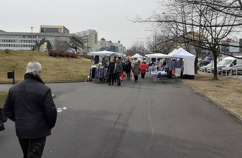 Úterní trh v centru Mostu, 15. března