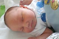 Jakub Galus se narodil mamince Kristýně Macháčkové z Brandova 24. října ve 12.21 hodin. Měřil 53 cm a vážil 4,46 kilogramu.