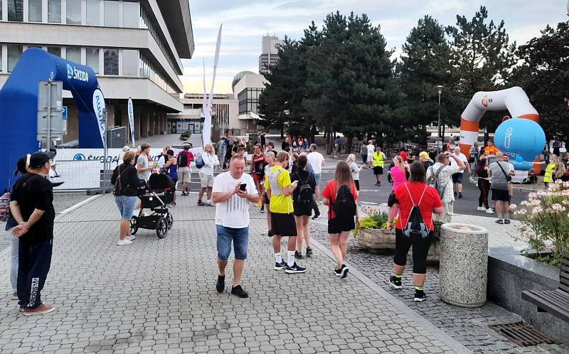 Zážitkový běh Night Run 2022 v Mostě.