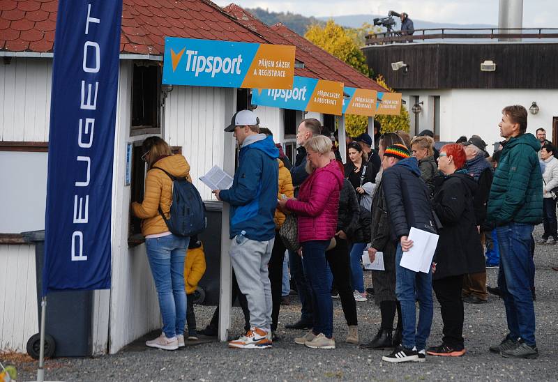 Na mosteckém hipodromu se v sobotu 16. října konal dostihový den s Cenou zimního favorita