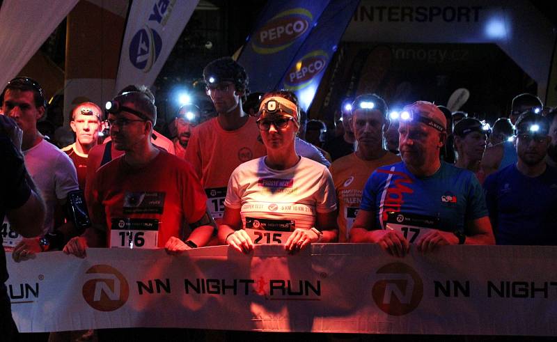 Zážitkový běh Night Run 2022 v Mostě.