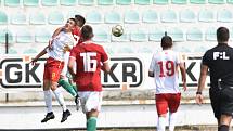 Souboj reprezentací U18 Makedonie a Maďarska na Fotbalovém stadionu Josefa Masopusta v Mostě.