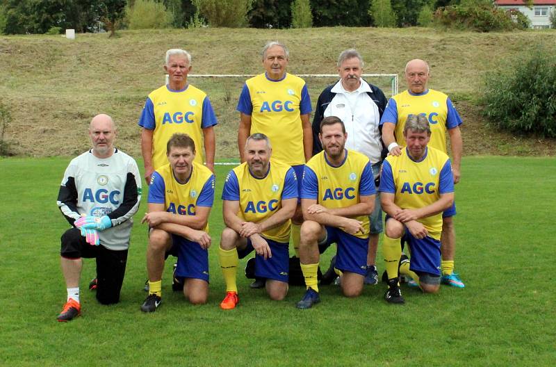 Bývalí fotbalisté hráli v Litvínově na Lomské už 8. ročník memoriálu V. Žaloudka.