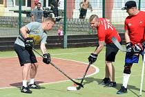 Hrál se Old School bandy Cup 2022. Známá hokejová jména ukázala, co bylo jejich mládí.