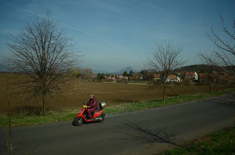 Silnička Skršín - Dobrčice.