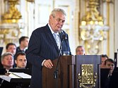 Ve Španělském sále Pražského hradu byly 16. září předány ceny pro Nejlepší starosty a Nejlepšího primátora za období 2010–2014. Na snímku prezident Miloš Zeman při projevu.