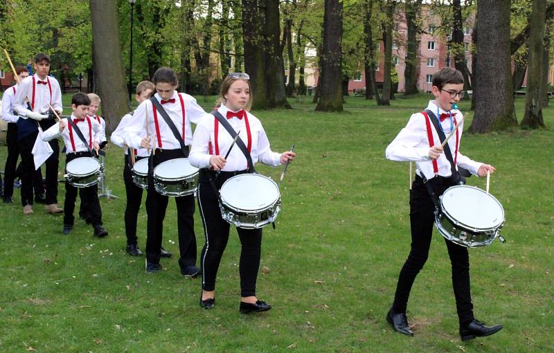 Vystoupení střídalo vystoupení. Lidé si v Litvínově užívali sobotní Majáles.