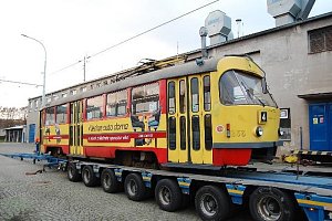 Mostecká tramvaj č. 233 se vydala za novým majitelem.
