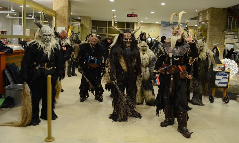 Krampus show v Mostě