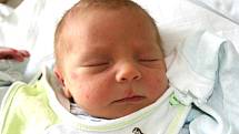 Mamince Květě Sivuljakové z Litvínova se 1. dubna v 10.45 hodin narodil syn Štěpán Jůn. Měřil 50 centimetrů a vážil 4,05 kilogramu.