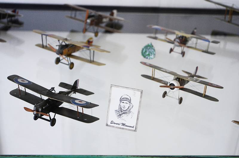 V Mostě začala výstava špičkových modelů letadel a válečné techniky.
