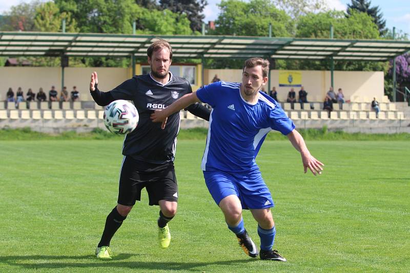 Zápas Horního Jiřetína s Modrou, který domácí vyhráli 1:0.