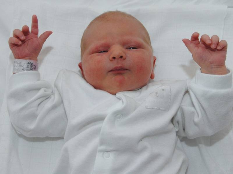 29. října ve 2.07 se narodila mamince Jitce Štuhlové dcera Natálie Štuhlová, která při narození měřila 53 cm a vážila 4,3 kg.
