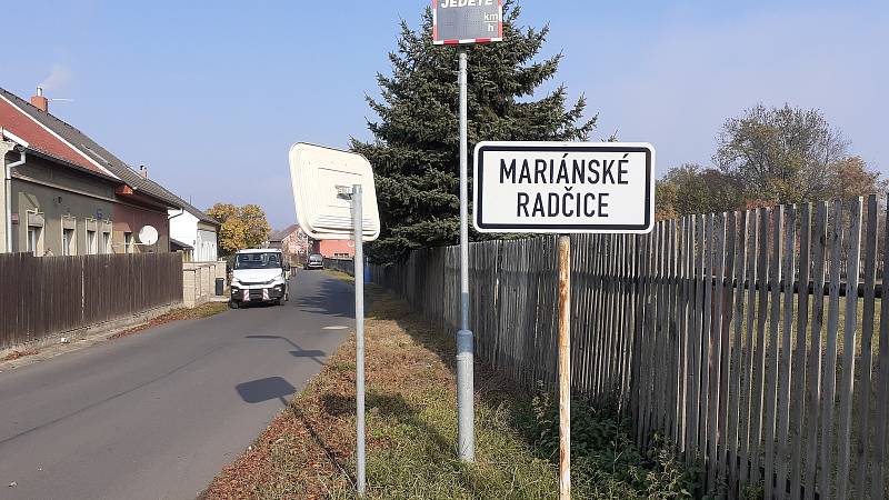 Archeologické naleziště Nesvětice je poblíž Mariánských Radčic. Výzkum lokality s pohřebištěm a vesnicí byl přerušen 29. října 2021, na jaře 2022, po zimní pauze, budou práce v terénu obnoveny.