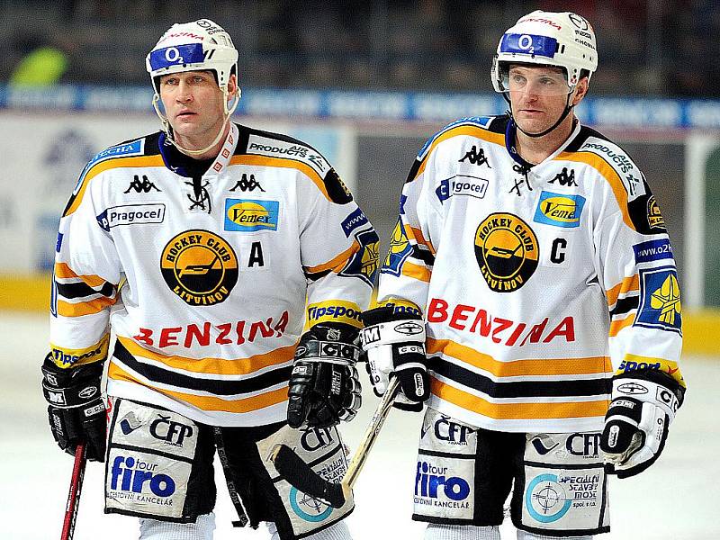 Jiří Šlégr a Robert Reichel se v neděli rozloučí s aktivním hokejem.