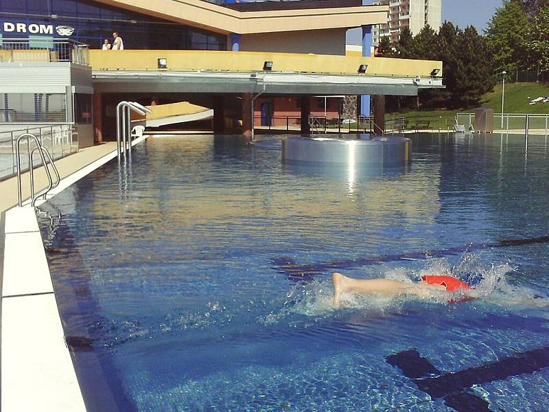 Pro veřejnost se otevřely venkovní bazény aquadromu.