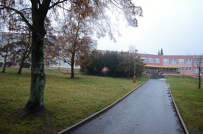Základní škola v Meziboří.