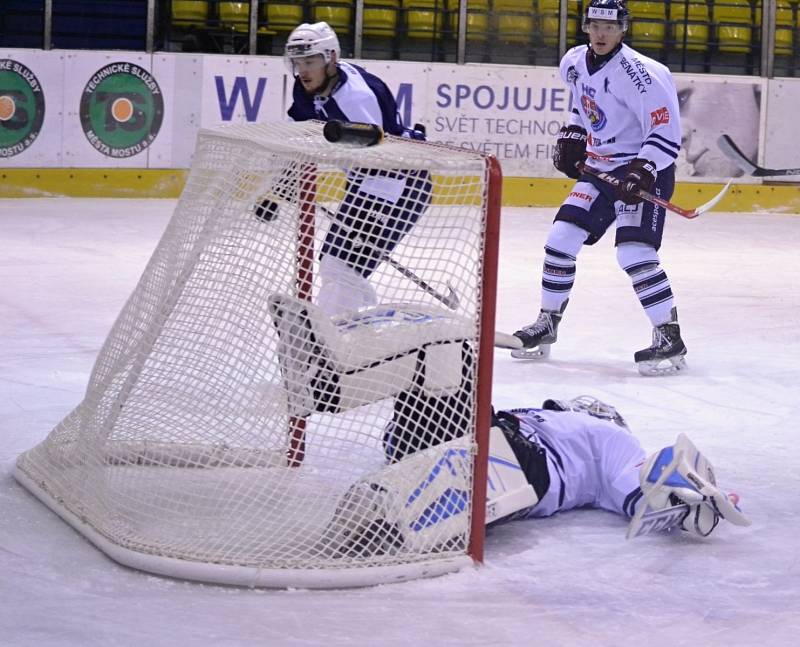 Most (v modrém) doma přehrál Benátky vysoko 6:3.