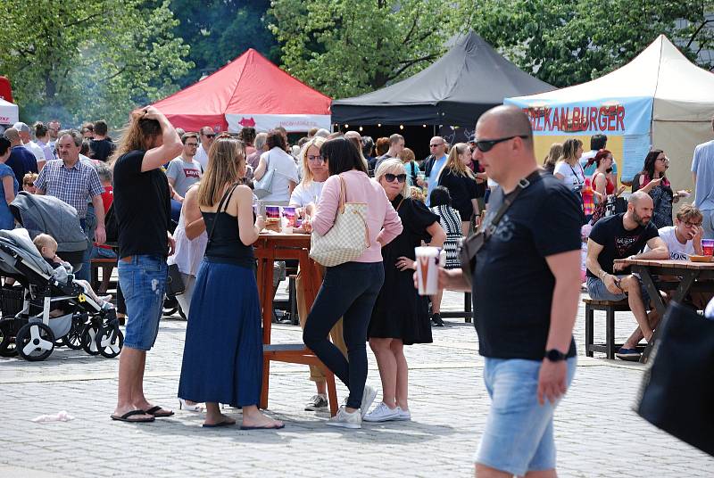 Food festival v Mostě v sobotu 14. května s programem od 10 do 22 hodin.