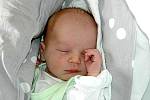 Kateřině Vatrové z Teplic se 17. dubna v 8.40 hodin v ústecké porodnici narodil syn Lukáš Vatr. Měřil 49 cm a vážil 2,955 kg.