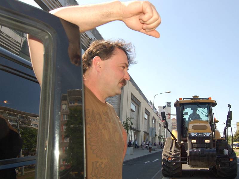 Protest zemědělců v Mostě.