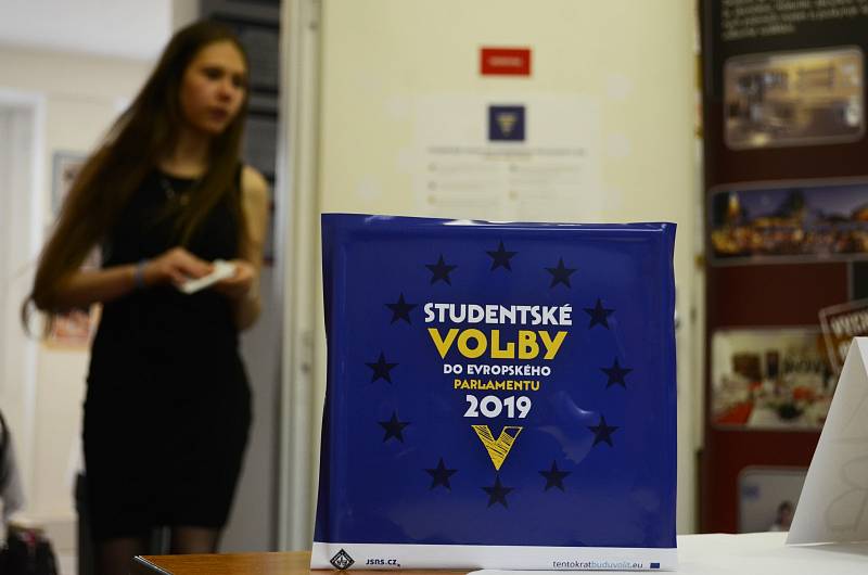 Studentské volby do Evropského parlamentu v Mostě