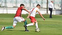 Souboj reprezentací U18 Makedonie a Maďarska na Fotbalovém stadionu Josefa Masopusta v Mostě.