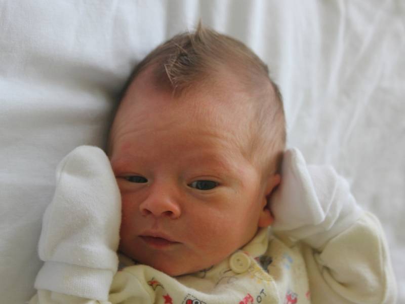 Mamince Kateřině Sinkule se 28. dubna v 10.43 hodin narodil syn Kryštof Patrik Sinkule. Měřil 48 cm a vážil 2,8 kg.