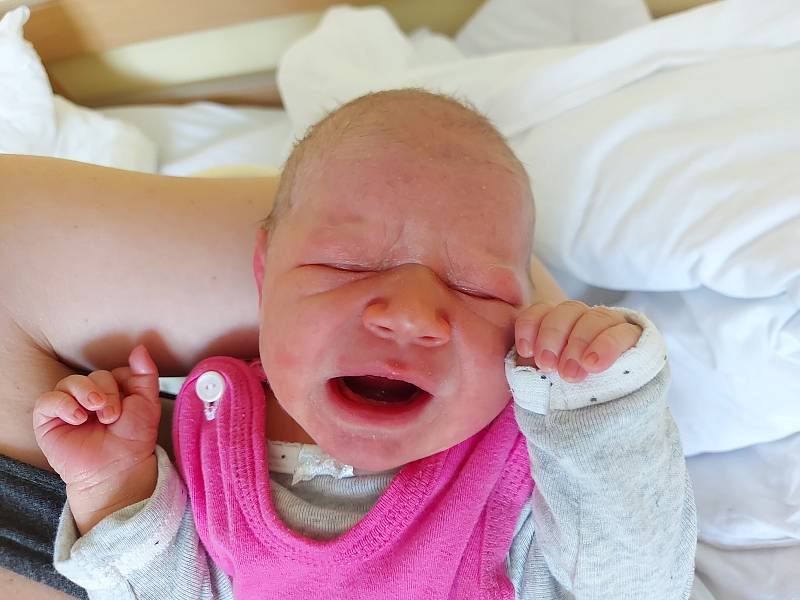 Adriana Ondová se narodila ve středu 11. května ve 23.09 hodin mamince Andrianě Ondové Láskové. Měřila 50 centimetrů a vážila 3,30 kilogramu.