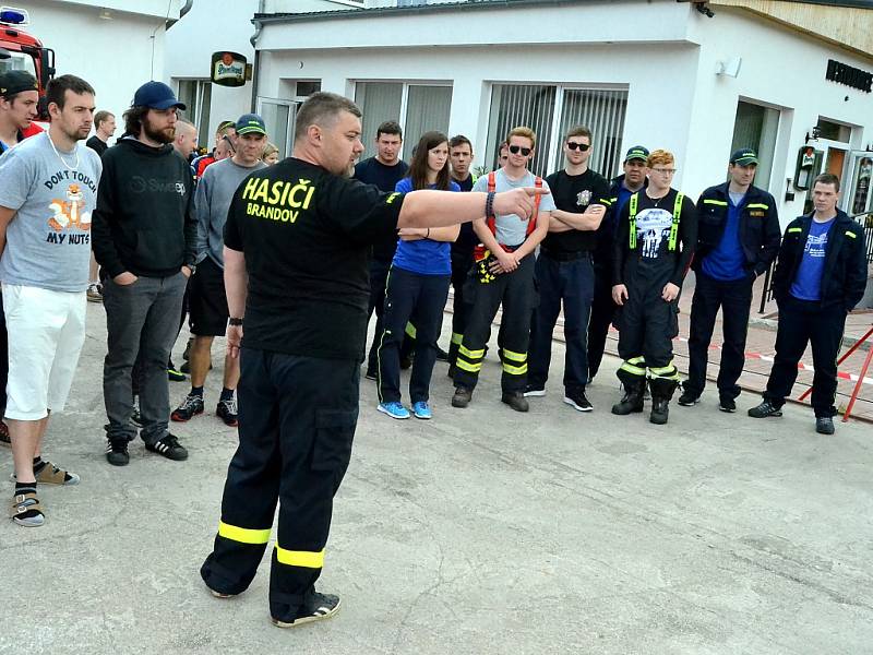 Dobrovolní hasiči bojovali v Brandově při krajském kole o titul Železný hasič.