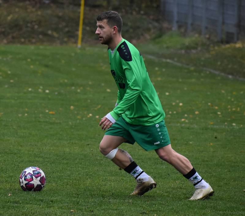 Sport fotbal KP Brná (černá) versus Vilémov.