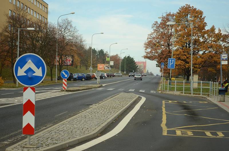 V ulici SNP v Mostě okradl muž dítě při společné procházce