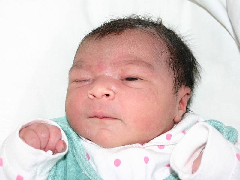 Mamince Lucii Čorejové z Janova se 18. března v 0.30 hodin narodila dcera Eva Čorejová. Měřila 50 cm a vážila 3,80 kilogramu.