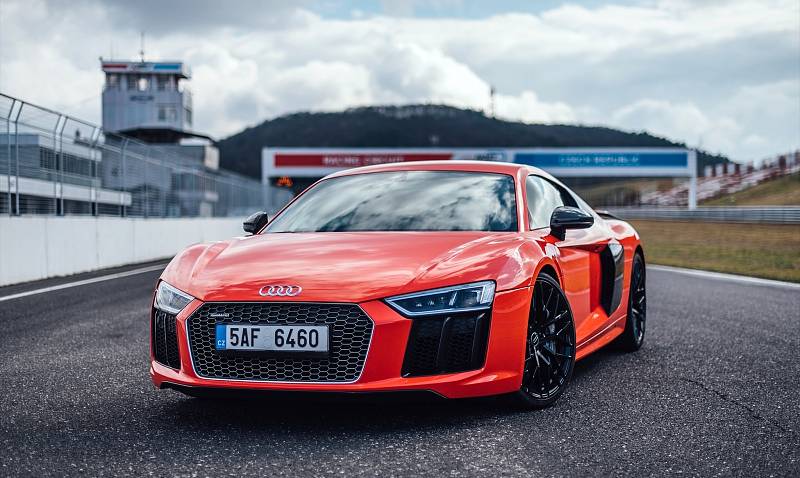 Závodní okruh mosteckého autodromu bude patřit vozům Audi.