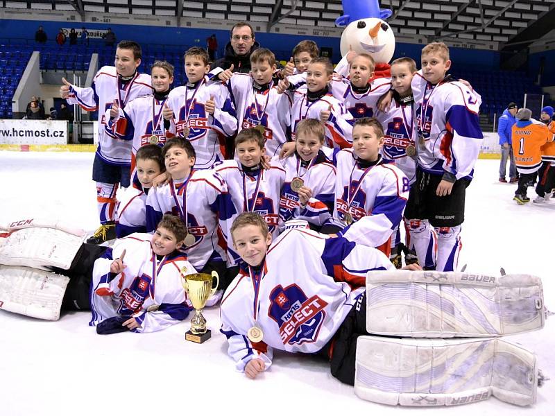 Christmas Cup - finále ročníků 2002 a 2003 mezi slovenským HMS Select a německým Jungfalken Heilbronn.