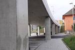 Nový most v Litvínově není plochou pro graffiti.