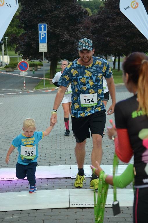 Běžecká show Night Run Most 2017.