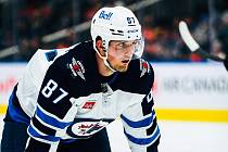 Kristian Reichel se vrátil do NHL. Winnipegu pomohl k vítězství nad Oilers.