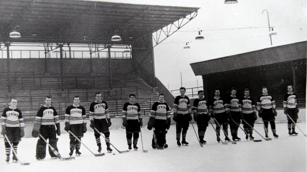 Litvínovský zimní stadion před zastřešením