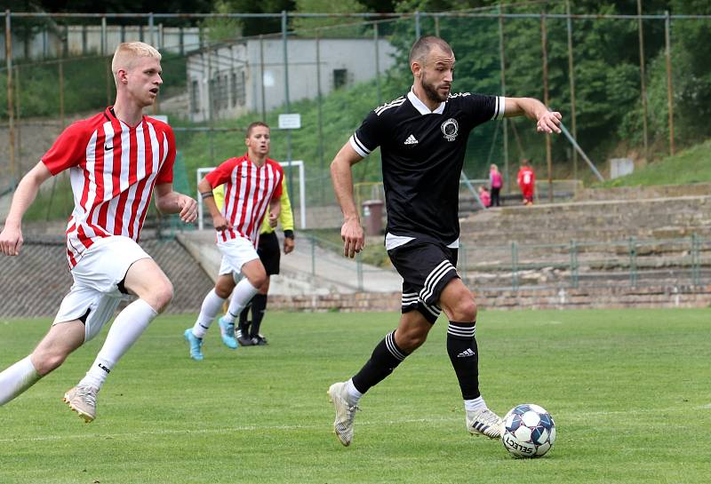 Neštěmice si doma podaly Ledvice 2:0.