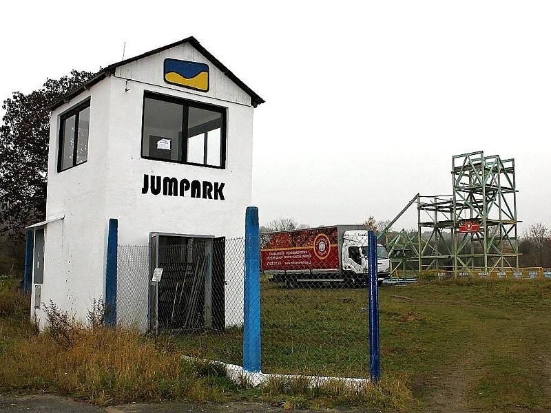 Jumpark v Havrani. Listopad 2011.