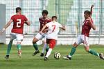 Souboj reprezentací U18 Makedonie a Maďarska na Fotbalovém stadionu Josefa Masopusta v Mostě.