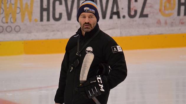 Trenér Litvínova Vladimír Országh.