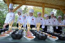 Vyvrcholení kurzu studené kuchyně na Soukromé hotelové škole Bukaschool v Mostě