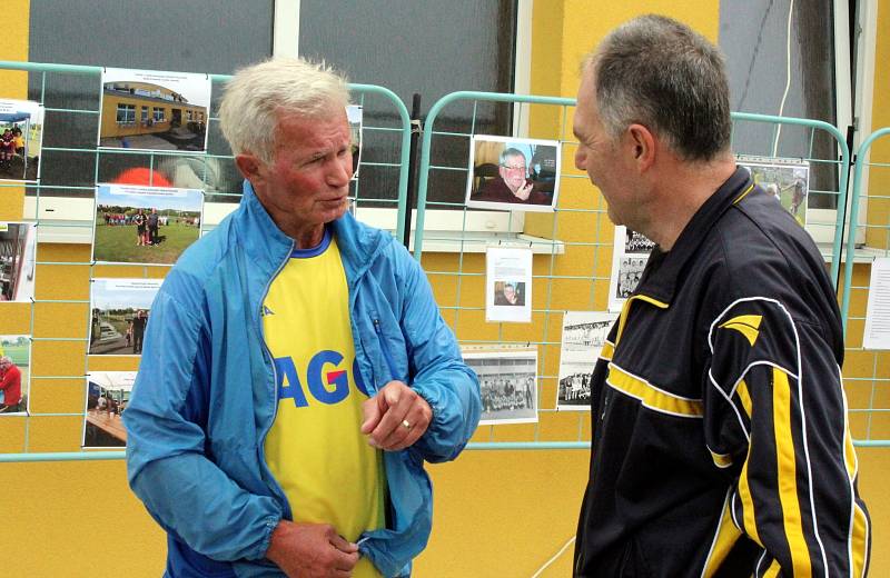 Bývalí fotbalisté hráli v Litvínově na Lomské už 8. ročník memoriálu V. Žaloudka.